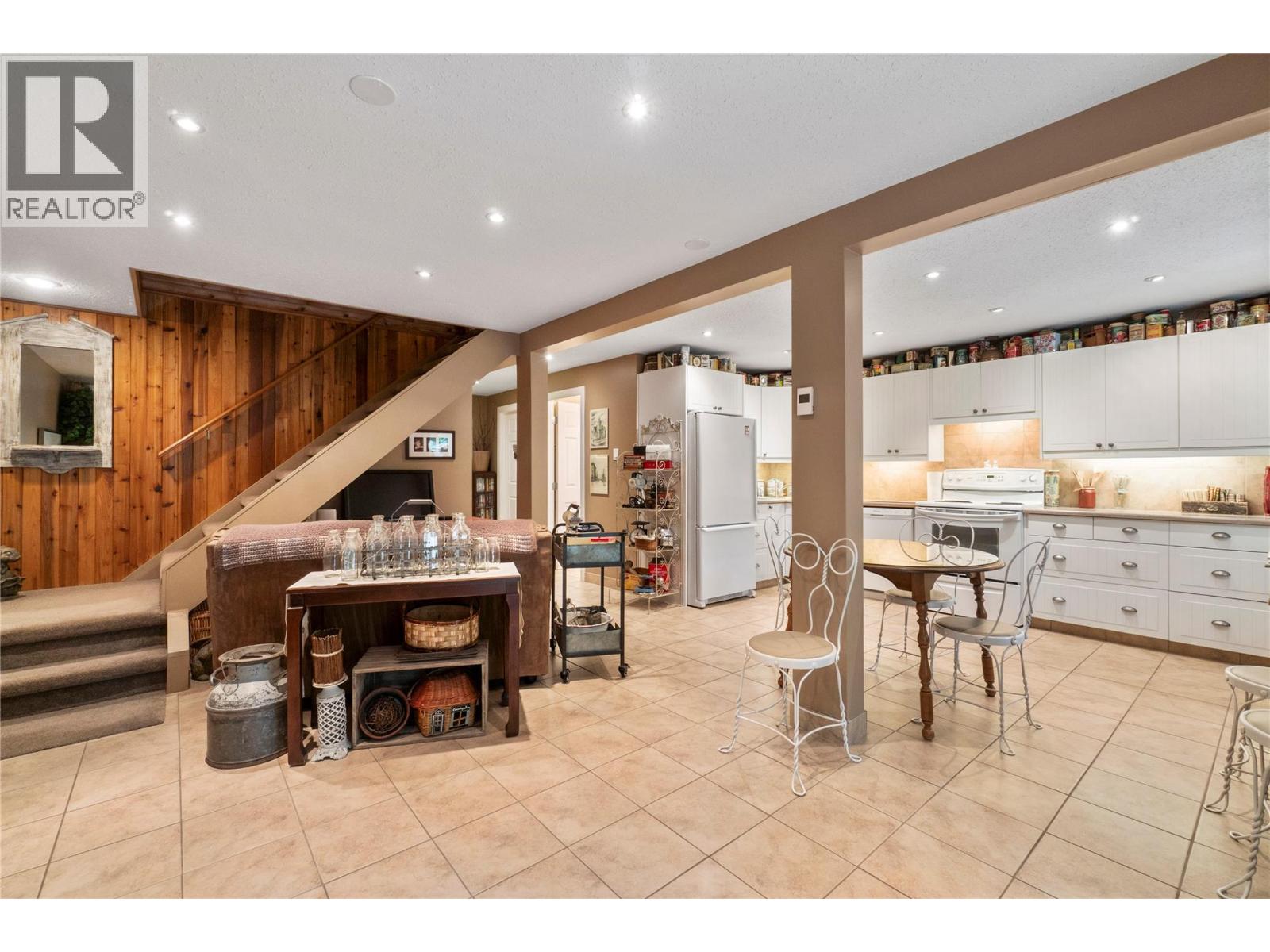 7420 Stampede Trail - 8