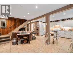 Family room - 7420 Stampede Trail, Anglemont, BC V0E1M8 Photo 8