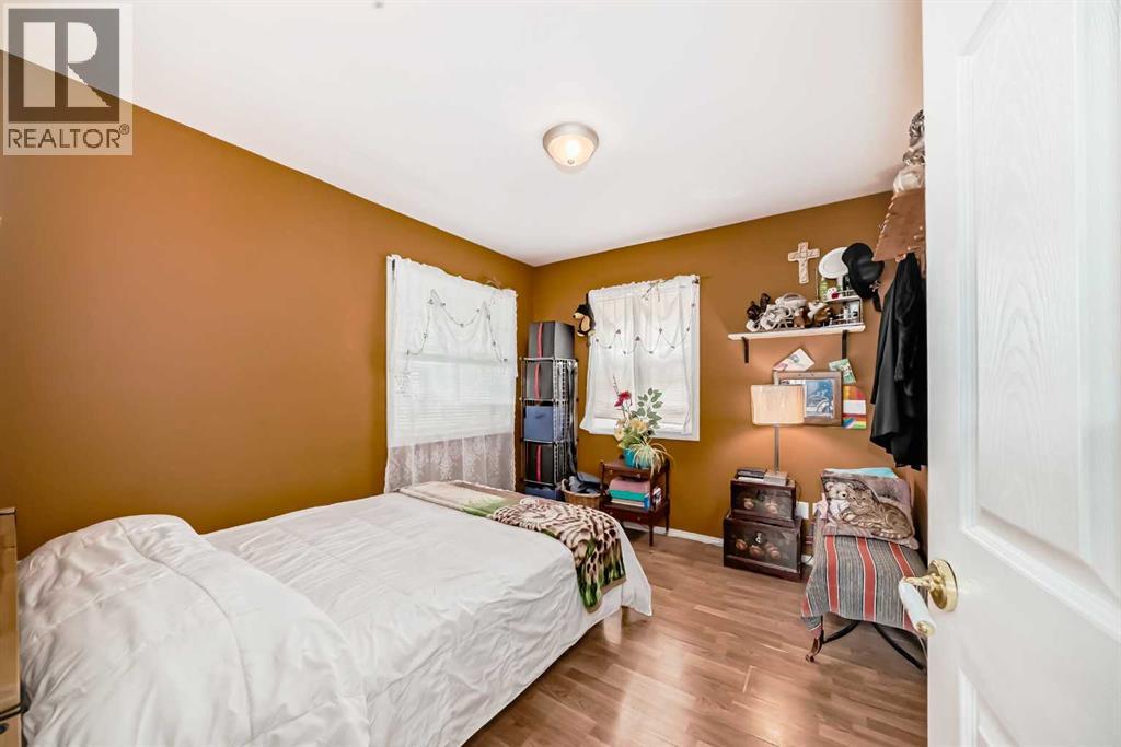 1834 42 Street SE - 12