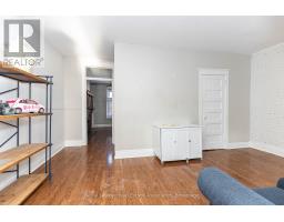 16 (3rd) - 497 Bloor Street W, Toronto, ON M5S1Y2 Photo 10