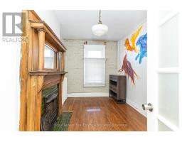 16 (3rd) - 497 Bloor Street W, Toronto, ON M5S1Y2 Photo 15