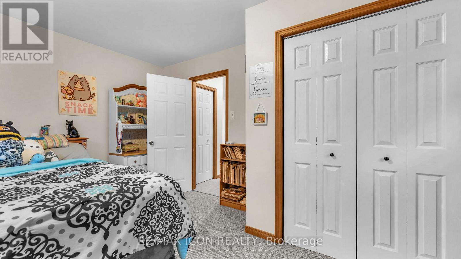 158 BROADWAY STREET - 10