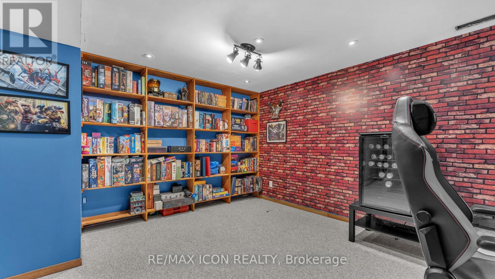 158 BROADWAY STREET - 23