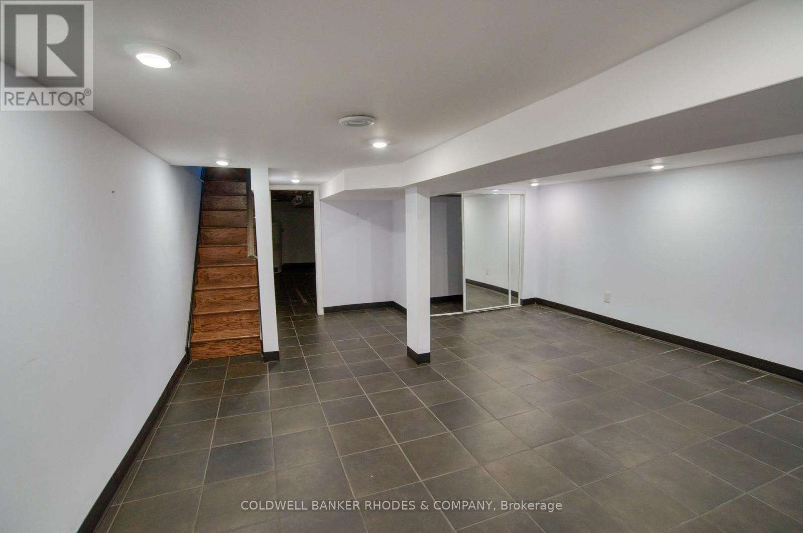 300 ST ANDREW STREET - 21