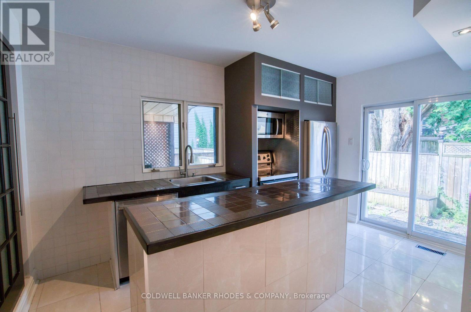 300 ST ANDREW STREET - 6