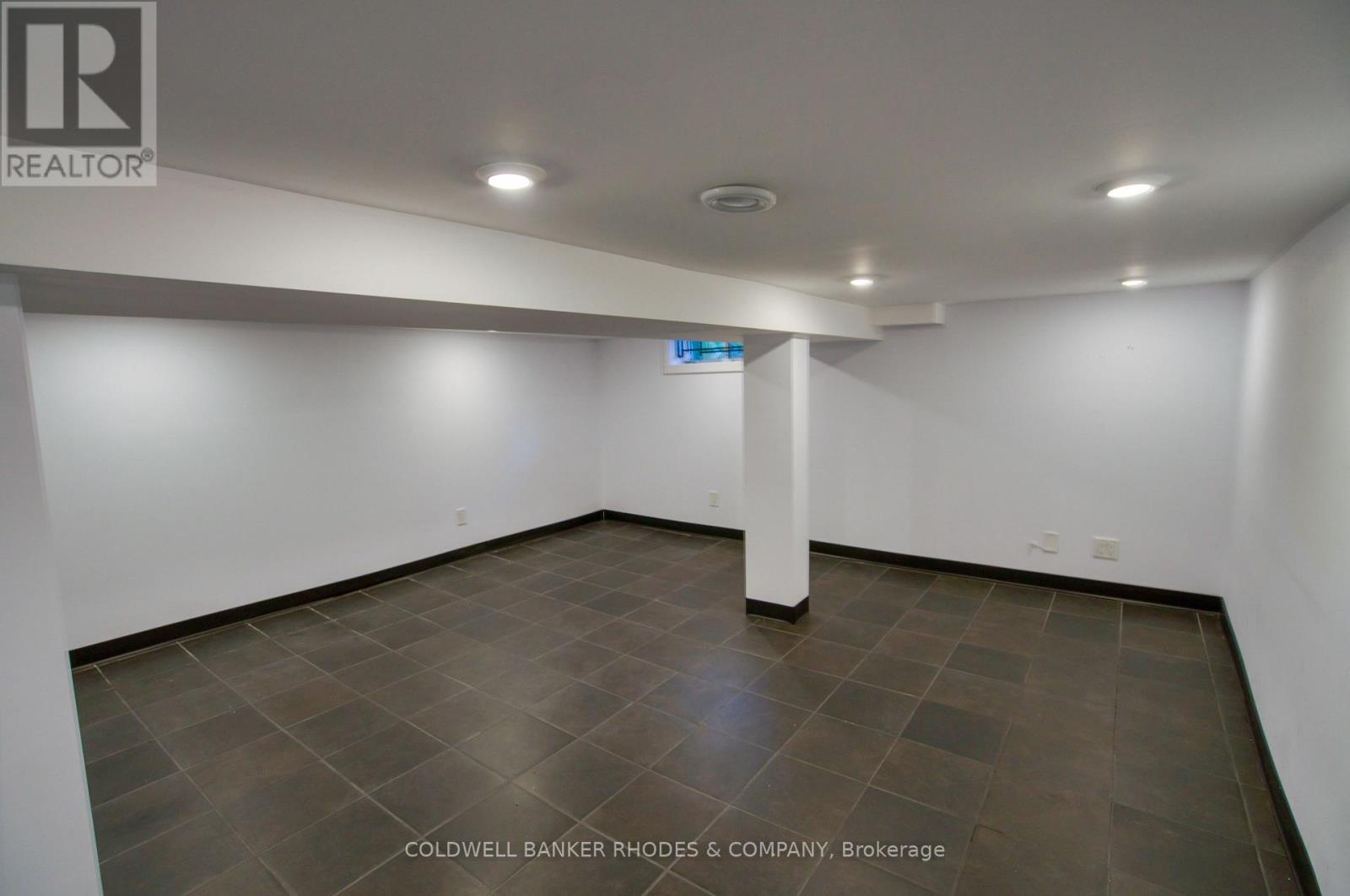 300 ST ANDREW STREET - 23