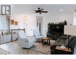 Living room - 160 Niven Street S, Temiskaming Shores, ON P0J1K0 Photo 11