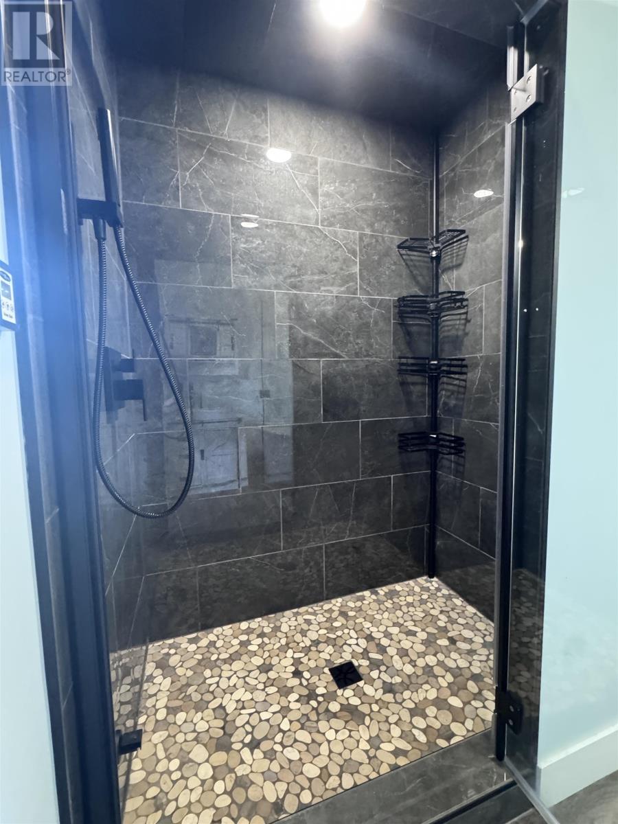 128 Third ST W - Image 23