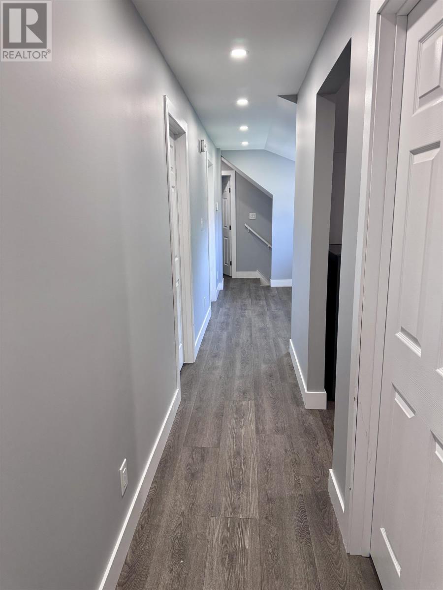 128 Third ST W - Image 27
