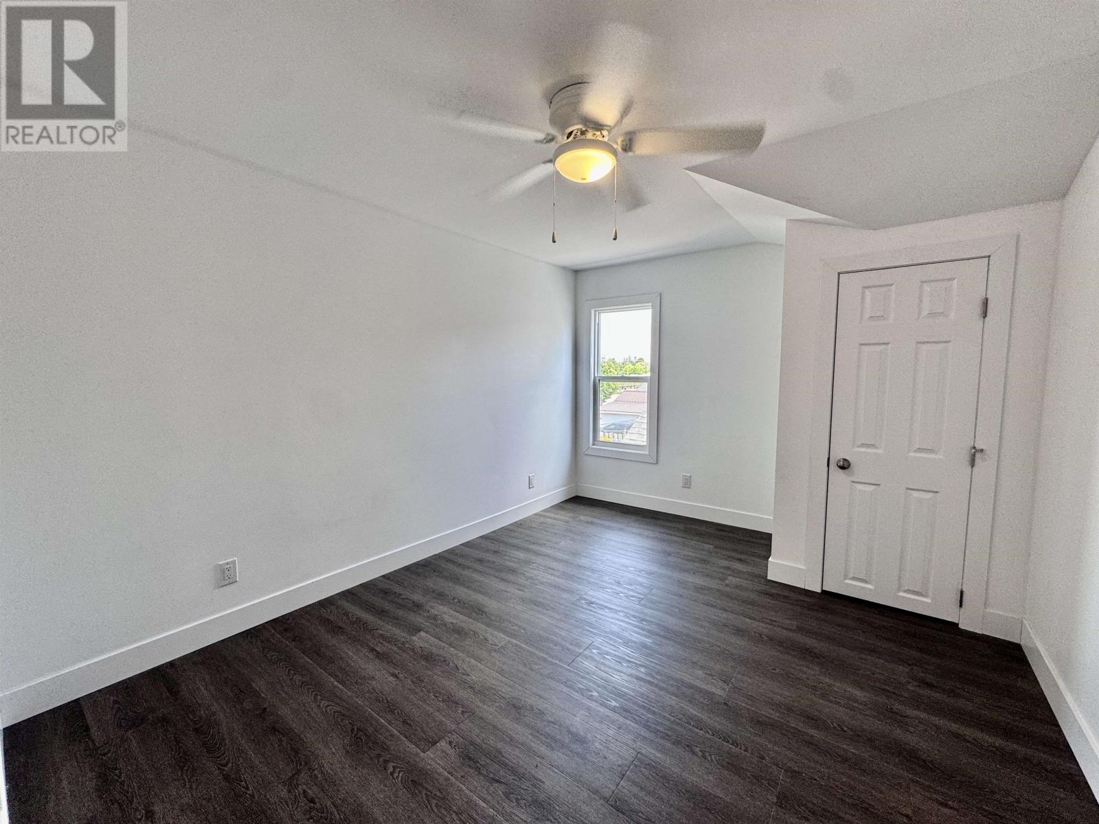 128 Third ST W - Image 38