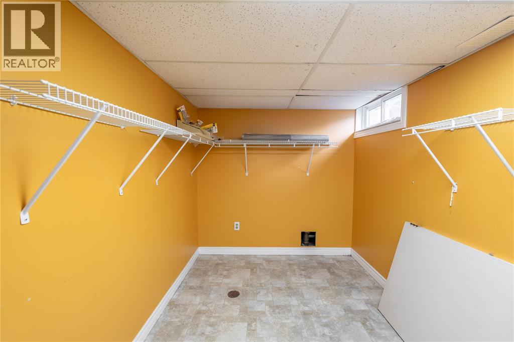 372 VROOM STREET - 19