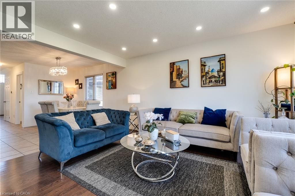 928 DUNBLANE Court - Image 12