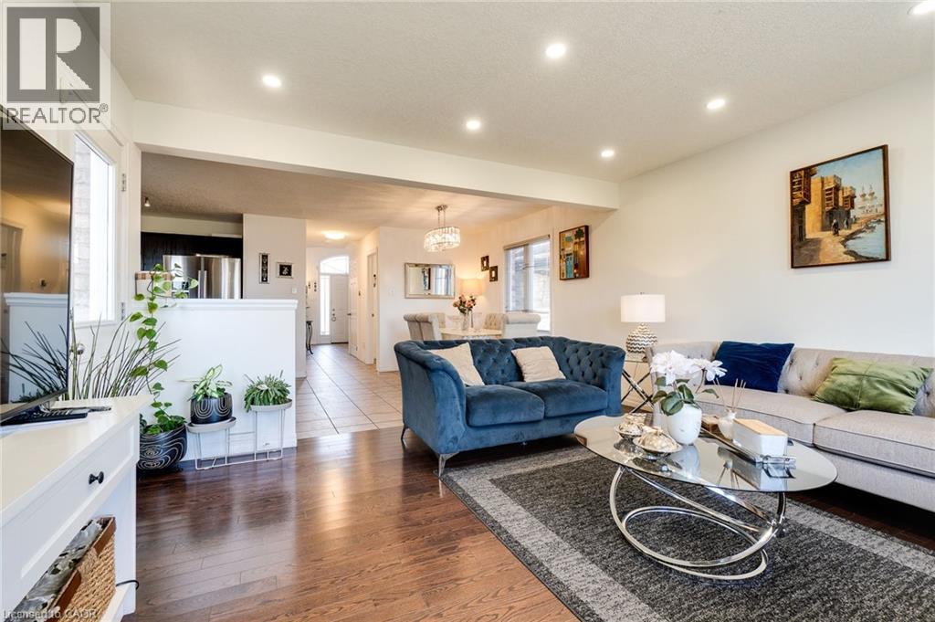 928 DUNBLANE Court - Image 11