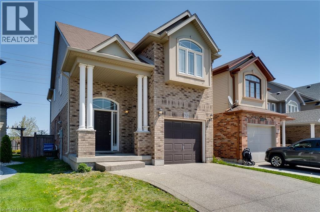 928 DUNBLANE Court - 4