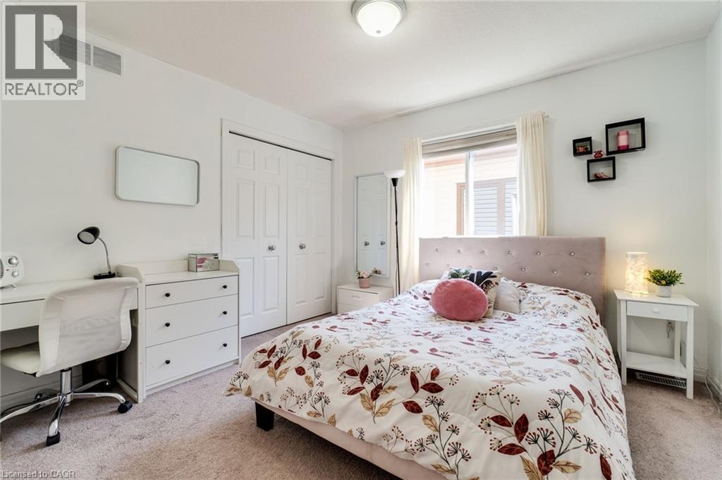 928 DUNBLANE Court - Image 31