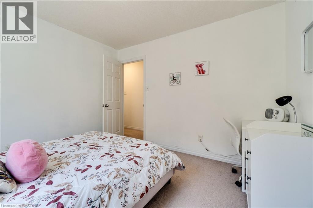 928 DUNBLANE Court - 32