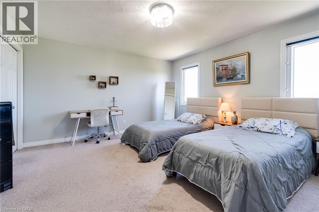 928 DUNBLANE Court - Image 27