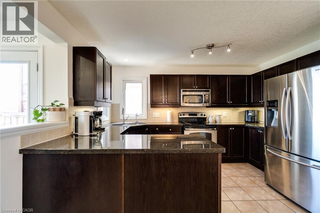 928 DUNBLANE Court - Image 18