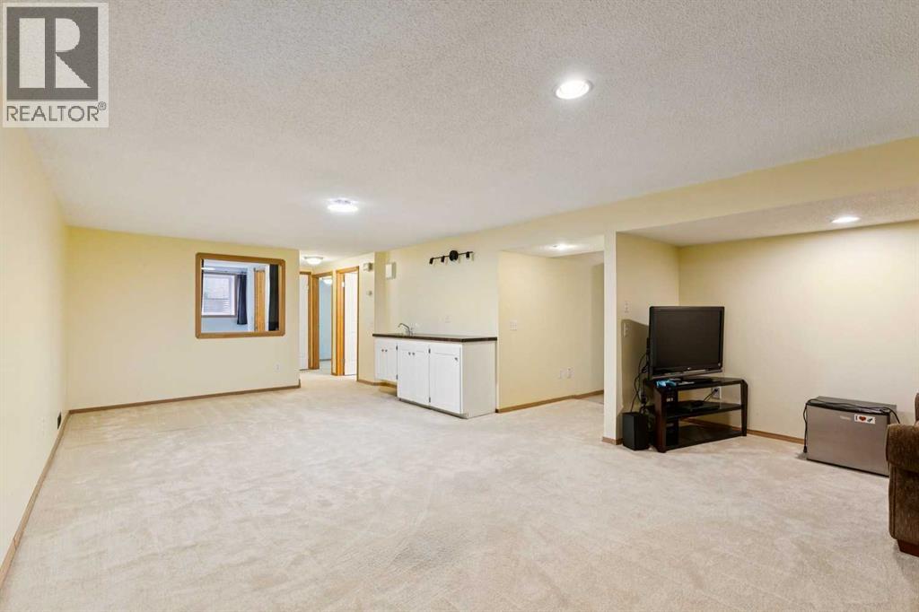 6452 Silver Springs Way NW - 25