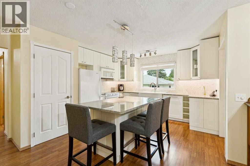 6452 Silver Springs Way NW - 11