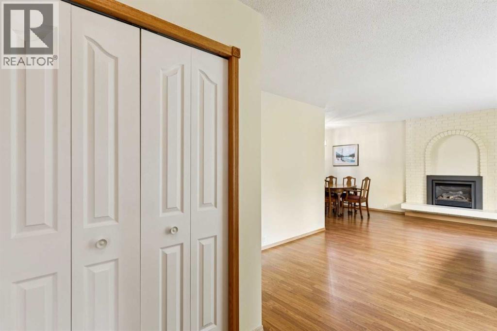 6452 Silver Springs Way NW, Silver Springs, Calgary photo 4