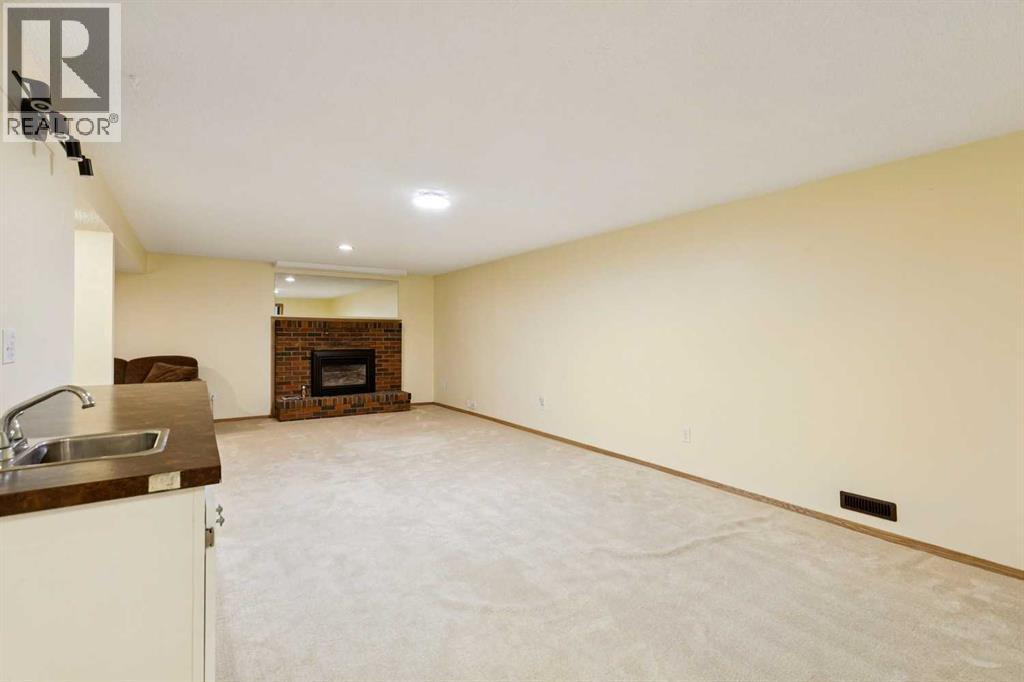 6452 Silver Springs Way NW - 27