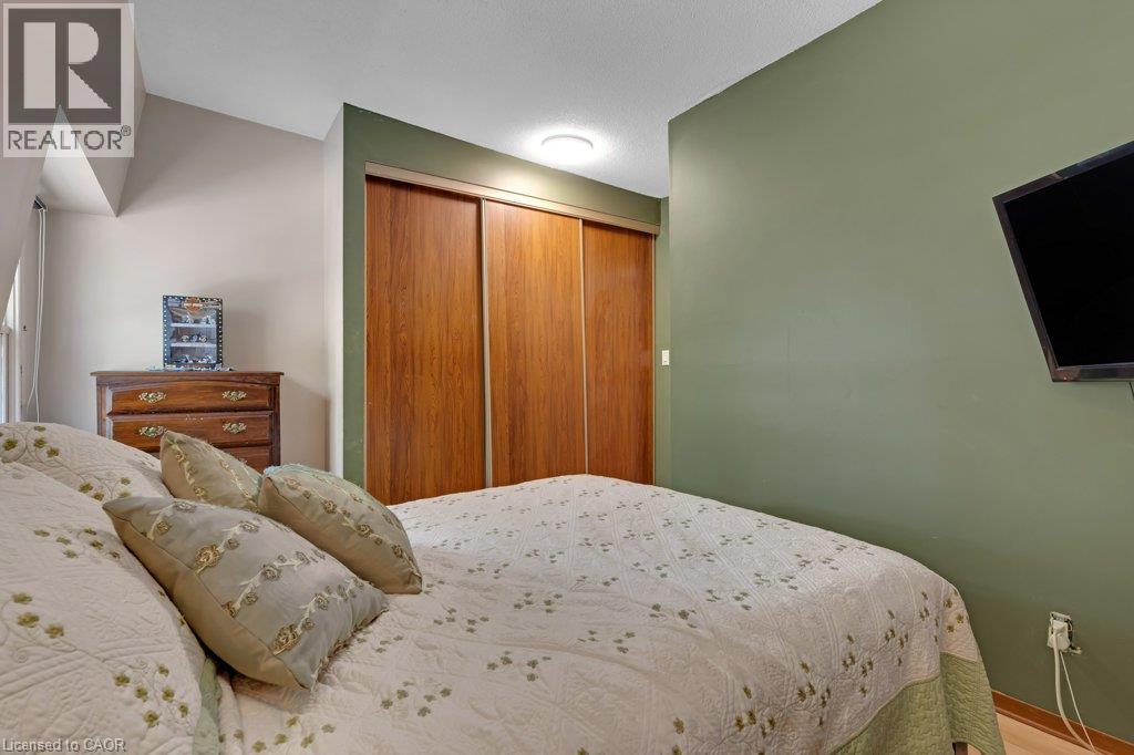 456 MARGARET Street - Image 21