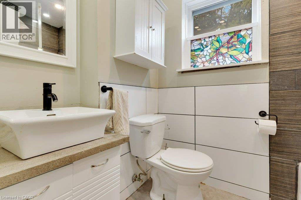456 MARGARET Street - Image 23