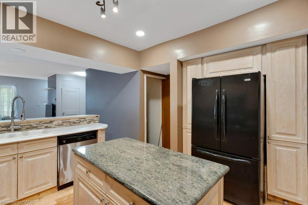 456 MARGARET Street - Image 11