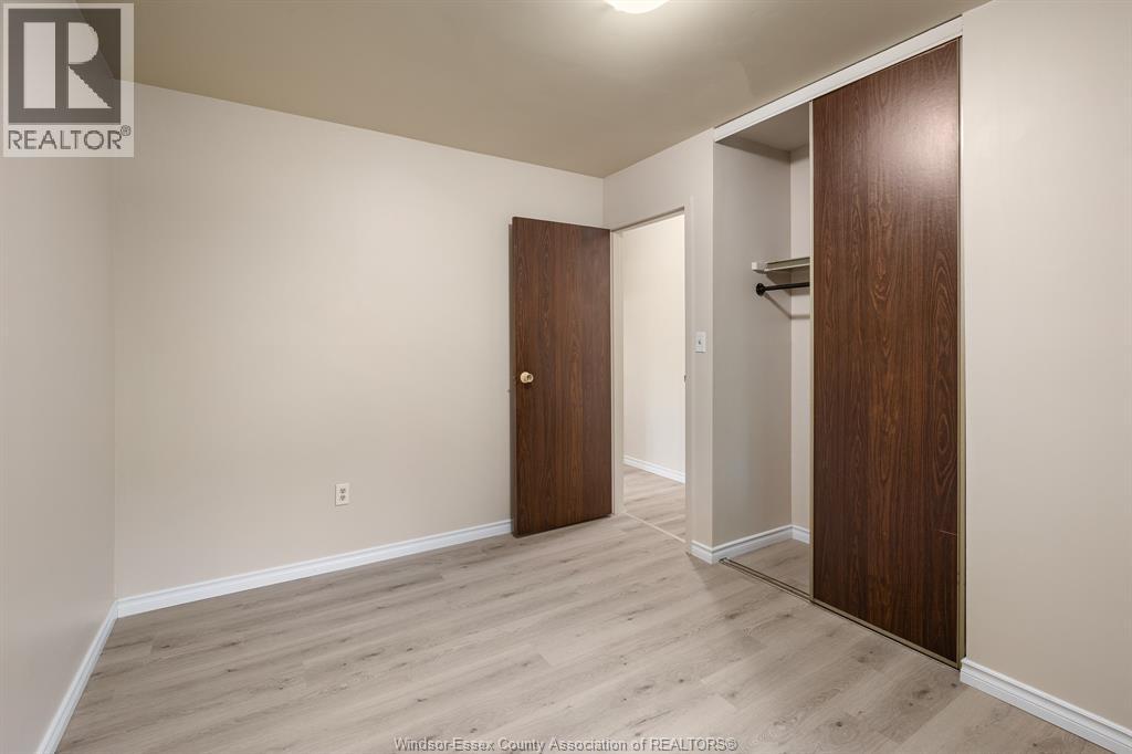 105 KIM COURT - Image 12