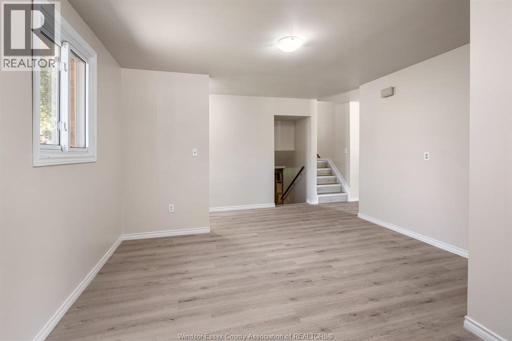 105 KIM COURT - Image 15