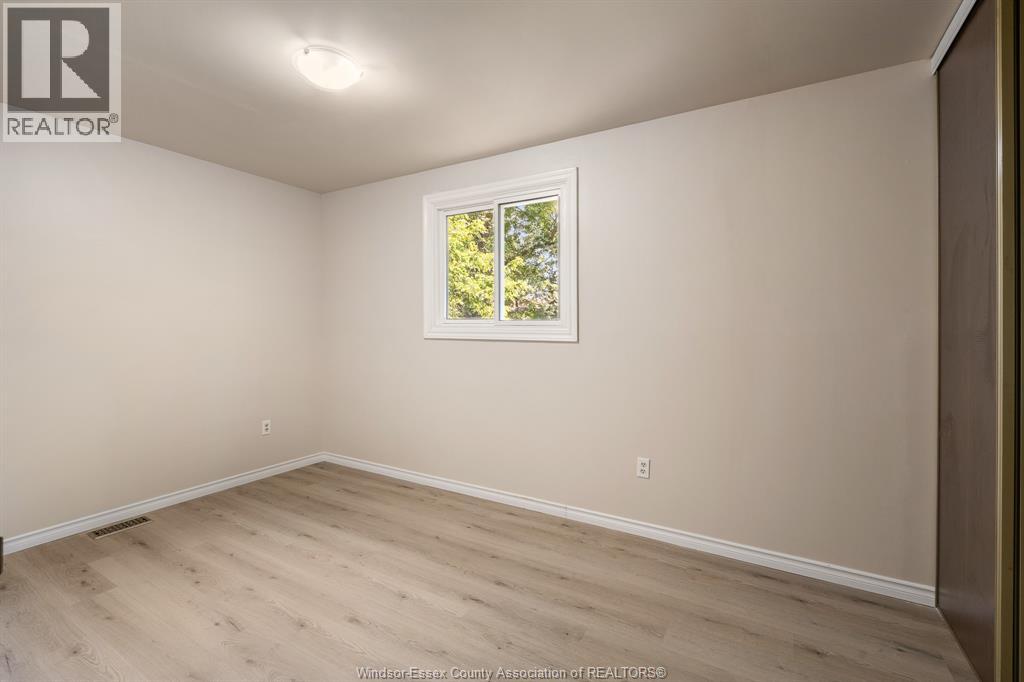 105 KIM COURT - Image 17