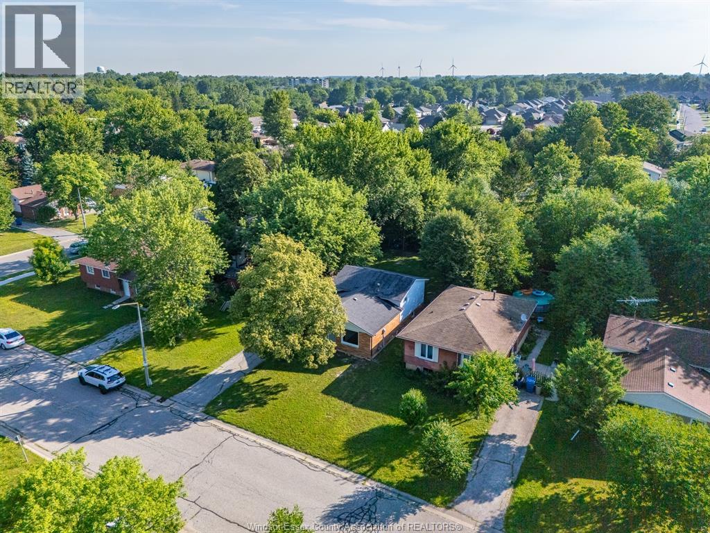 105 KIM COURT - Image 37