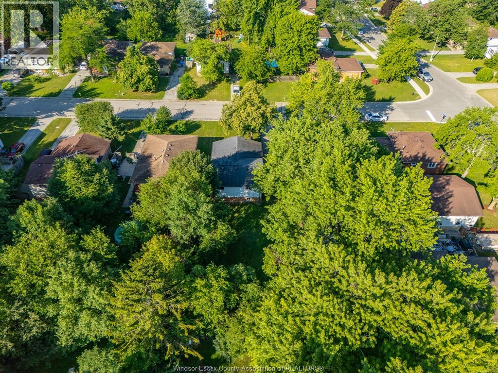 105 KIM COURT - Image 46