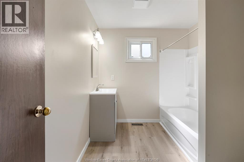 105 KIM COURT - Image 5