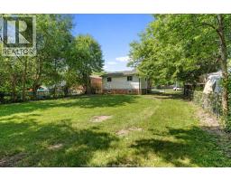 105 Kim Court, Essex, ON N8M2Z8 Photo 34