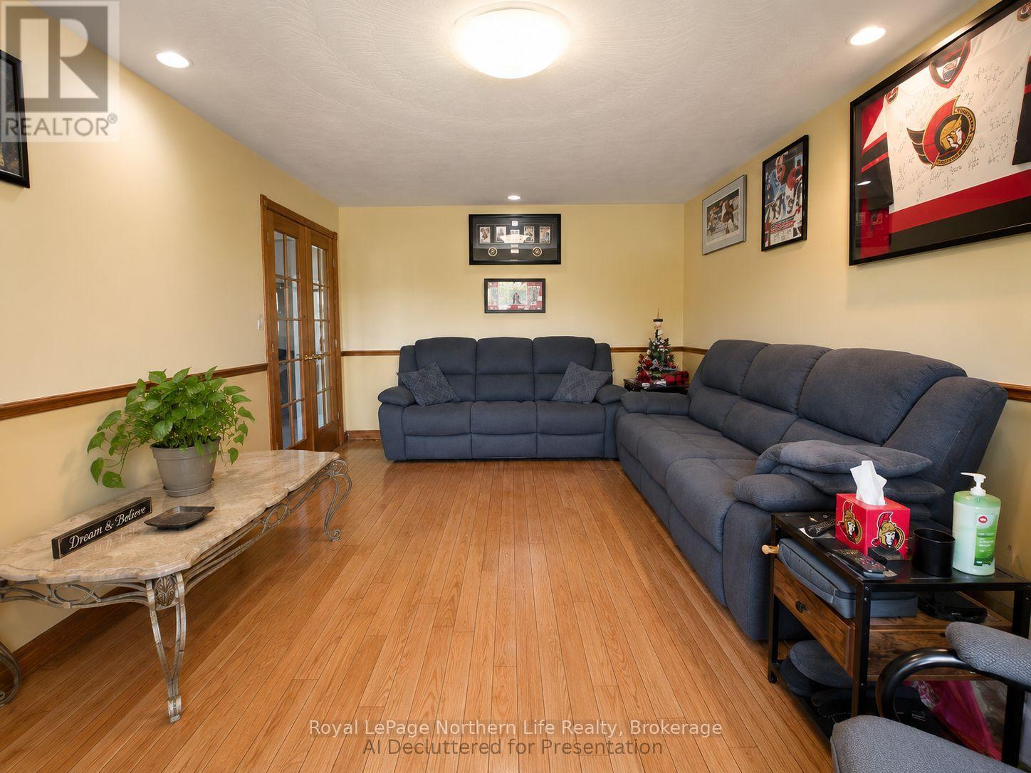 3235 HIGHWAY 11 - 25