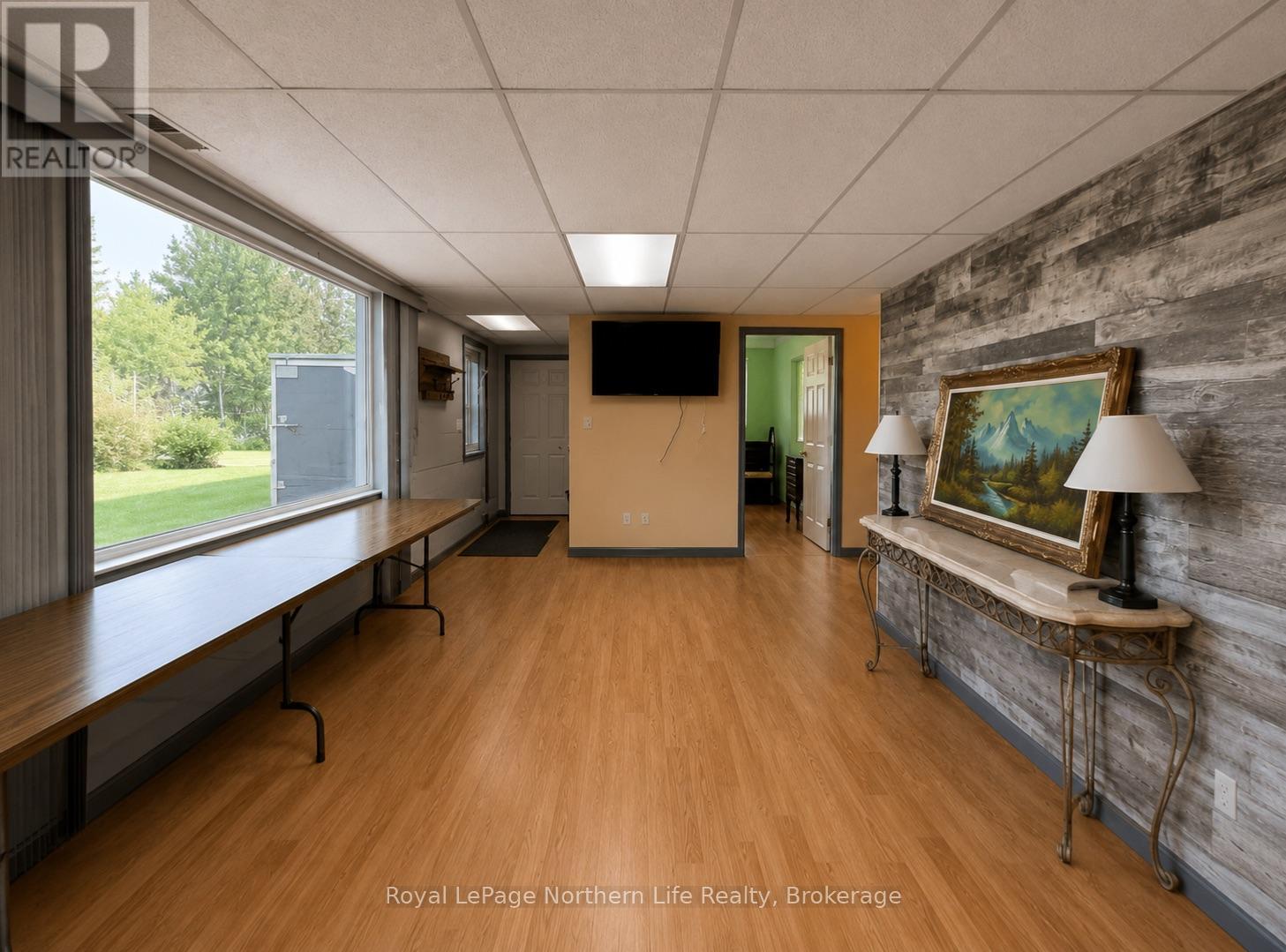 3235 HIGHWAY 11 - 40