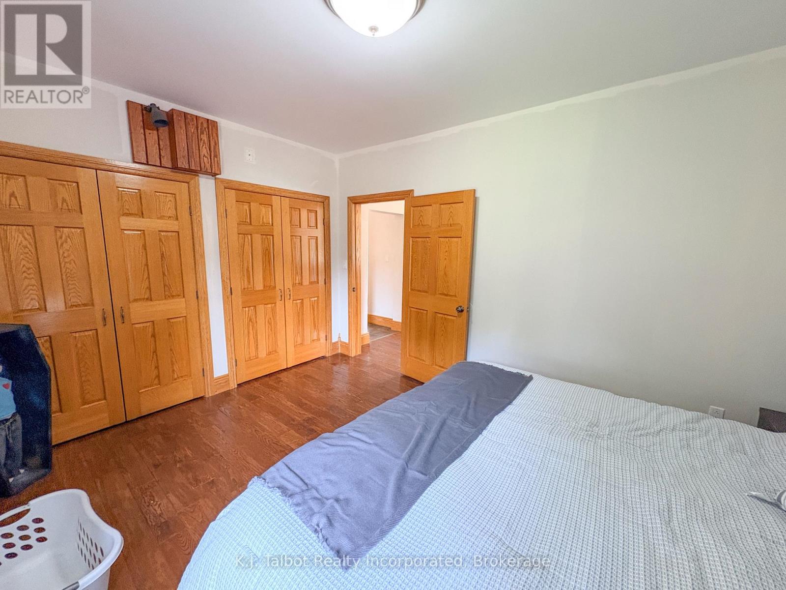 342 JOHN STREET - 20
