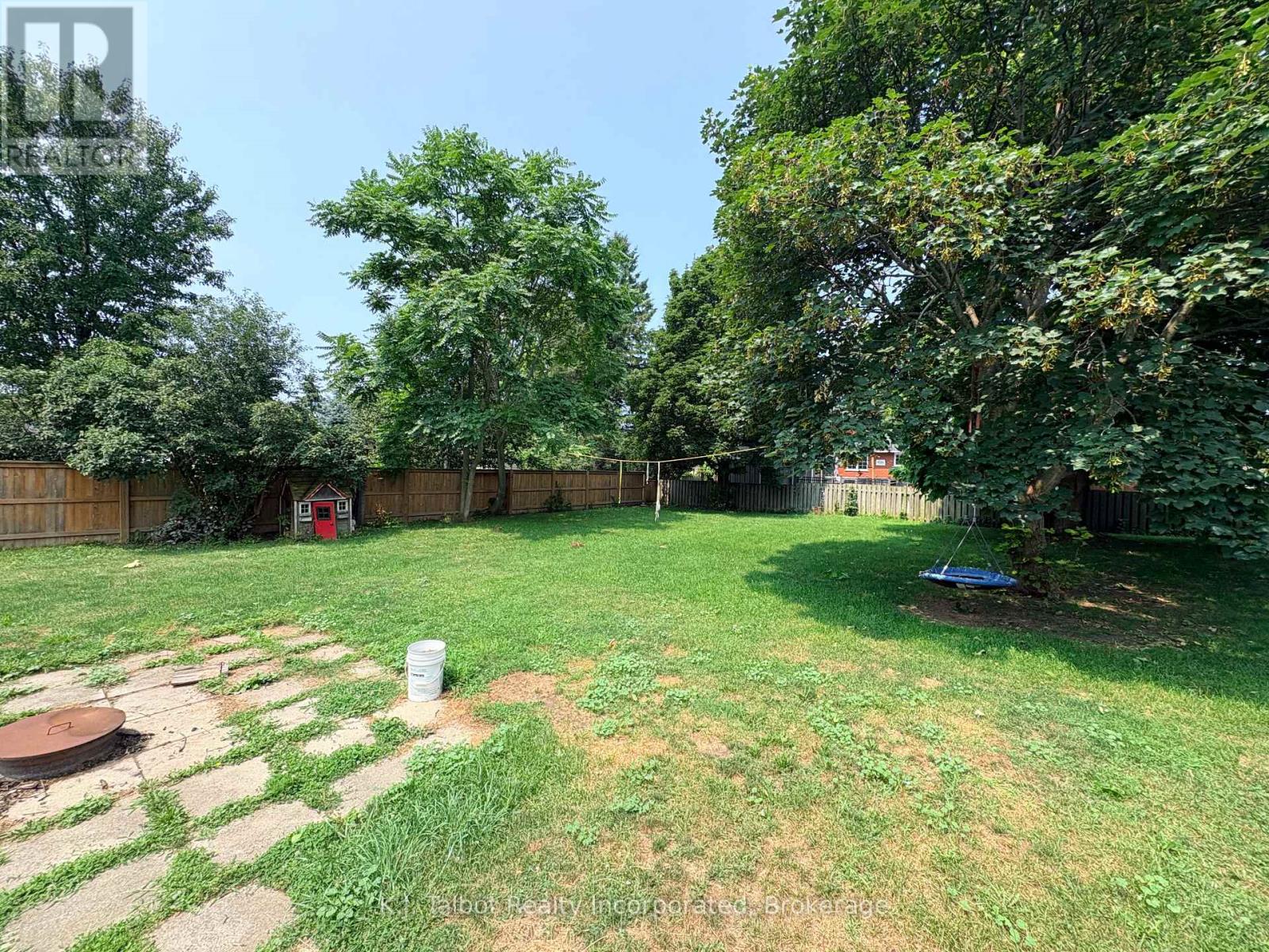 342 JOHN STREET - 37