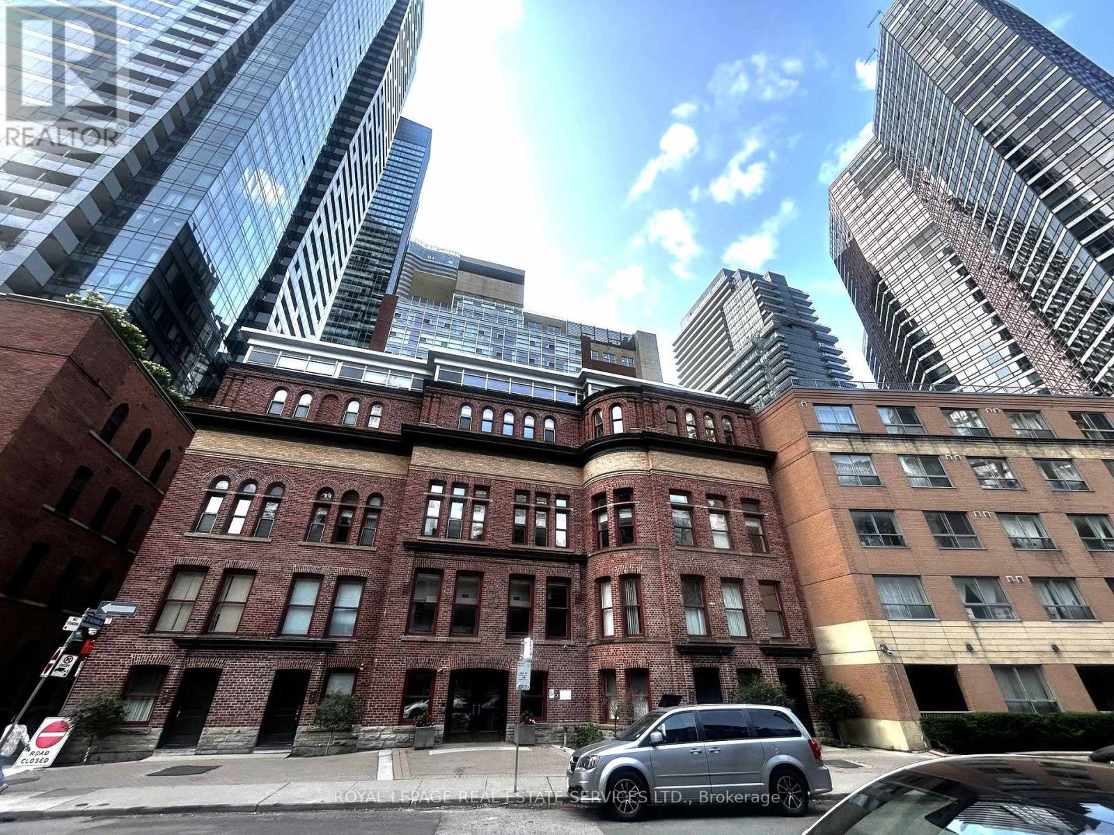 1404 - 11 ST. JOSEPH STREET, Toronto (Bay Street Corridor)