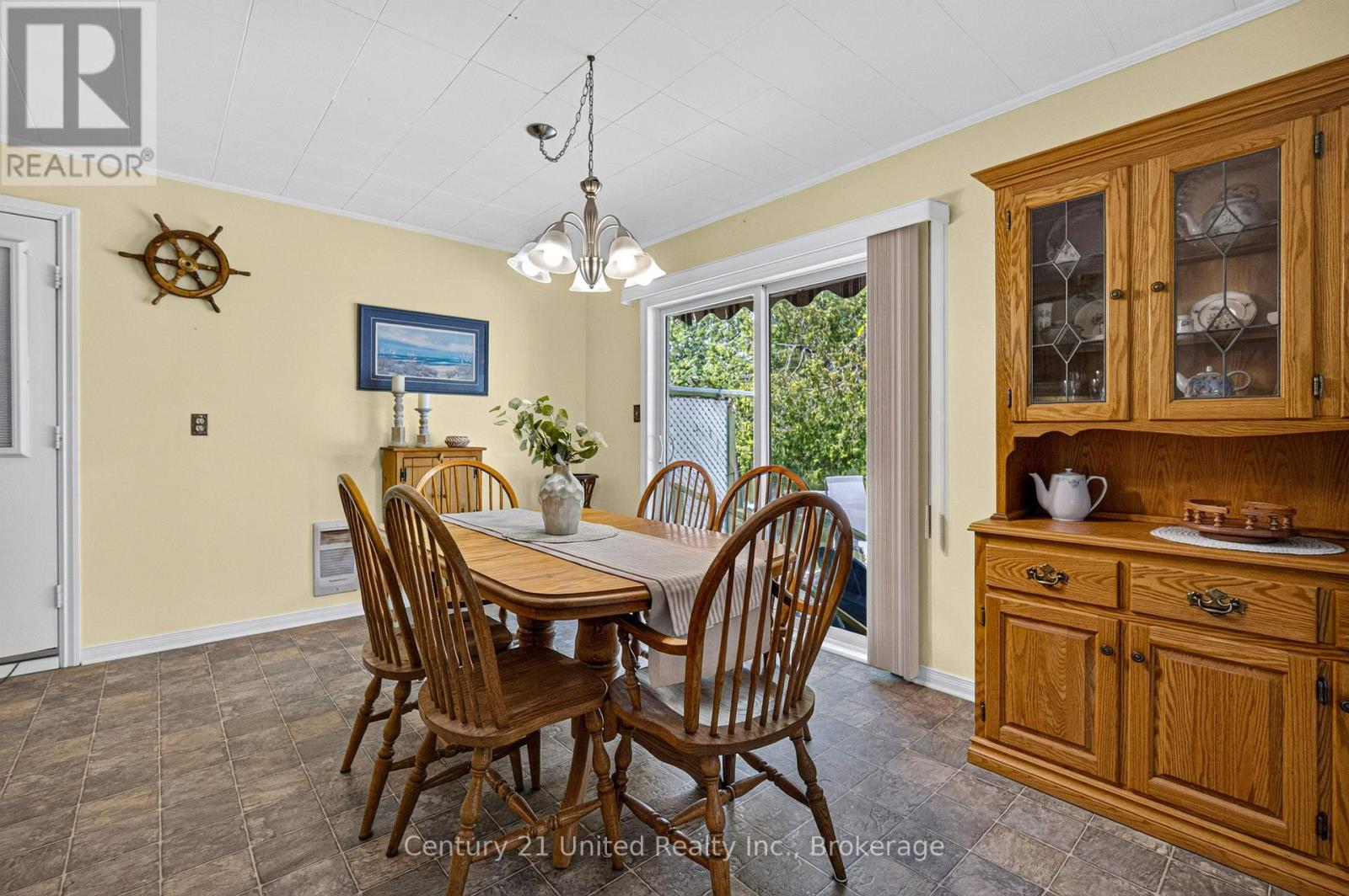 147 CEDAR DRIVE - 14
