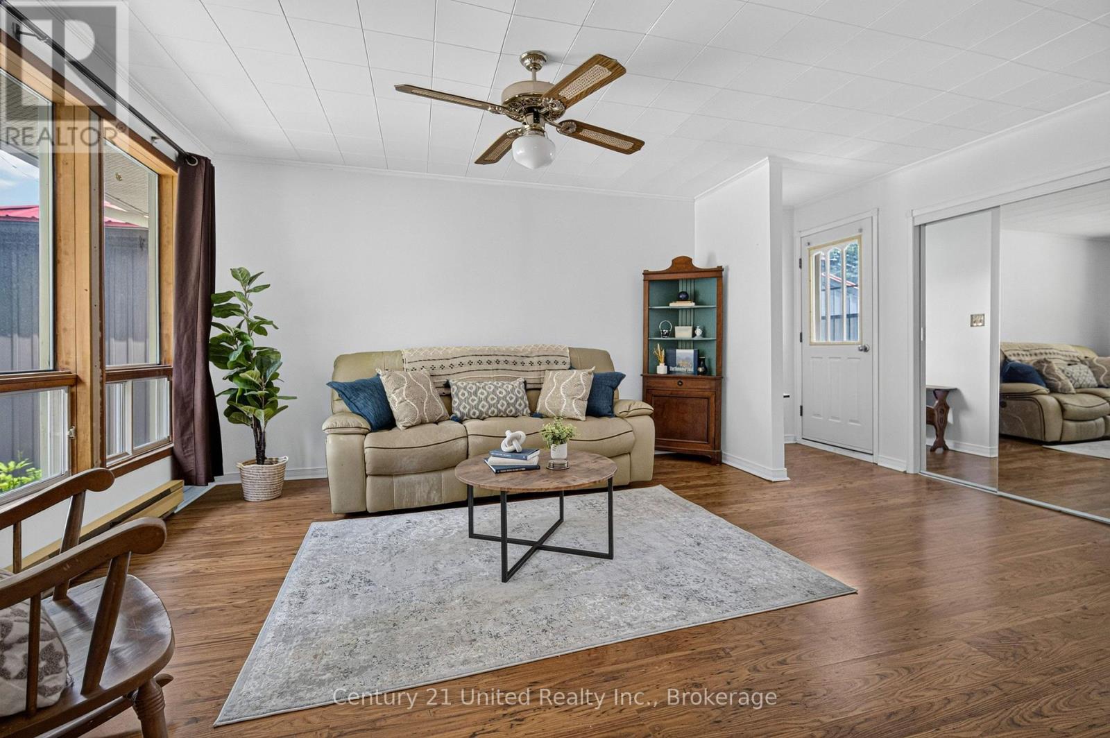 147 CEDAR DRIVE - 16