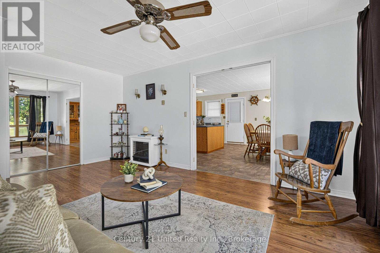 147 CEDAR DRIVE - 18