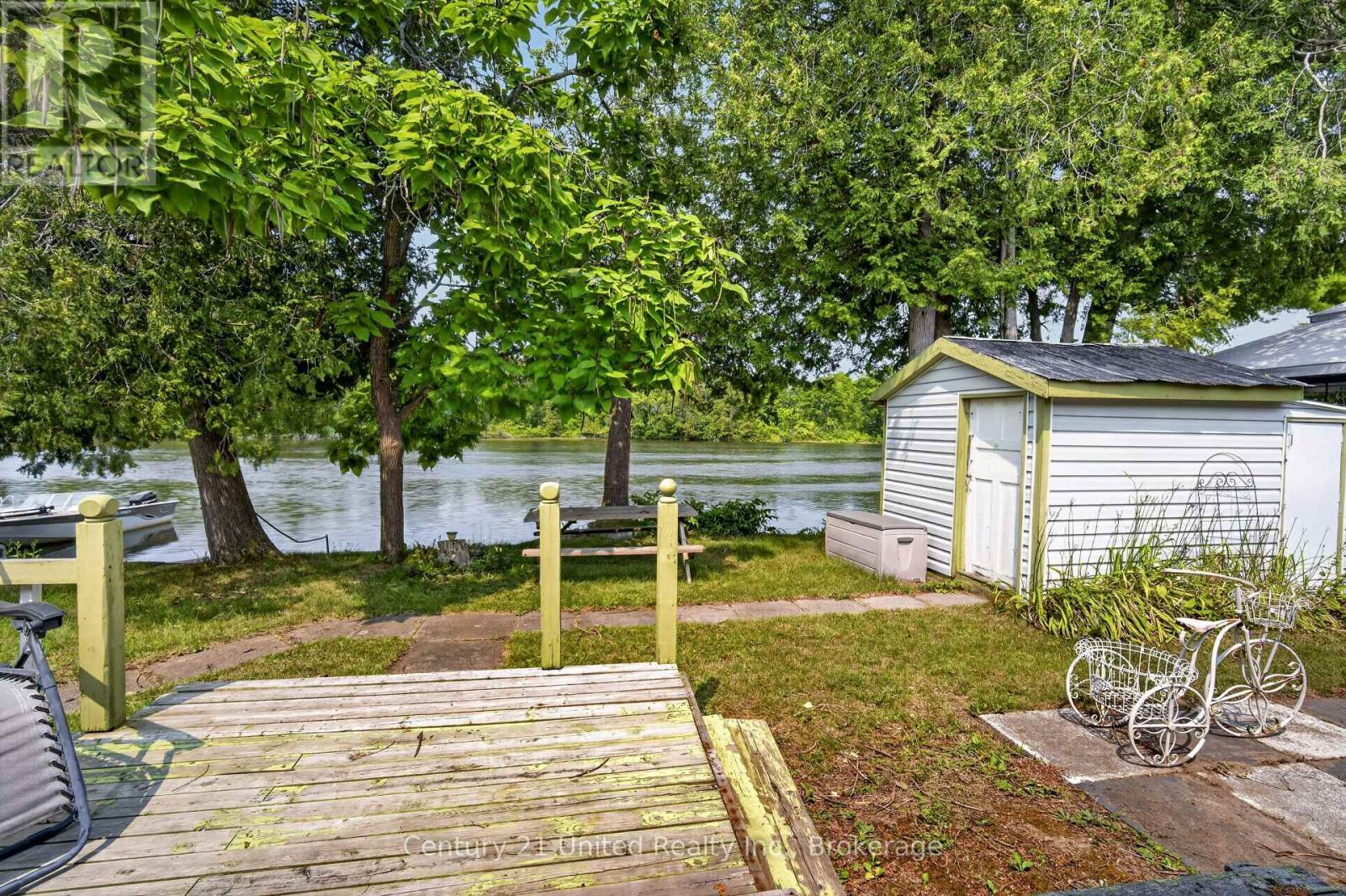 147 CEDAR DRIVE - 25