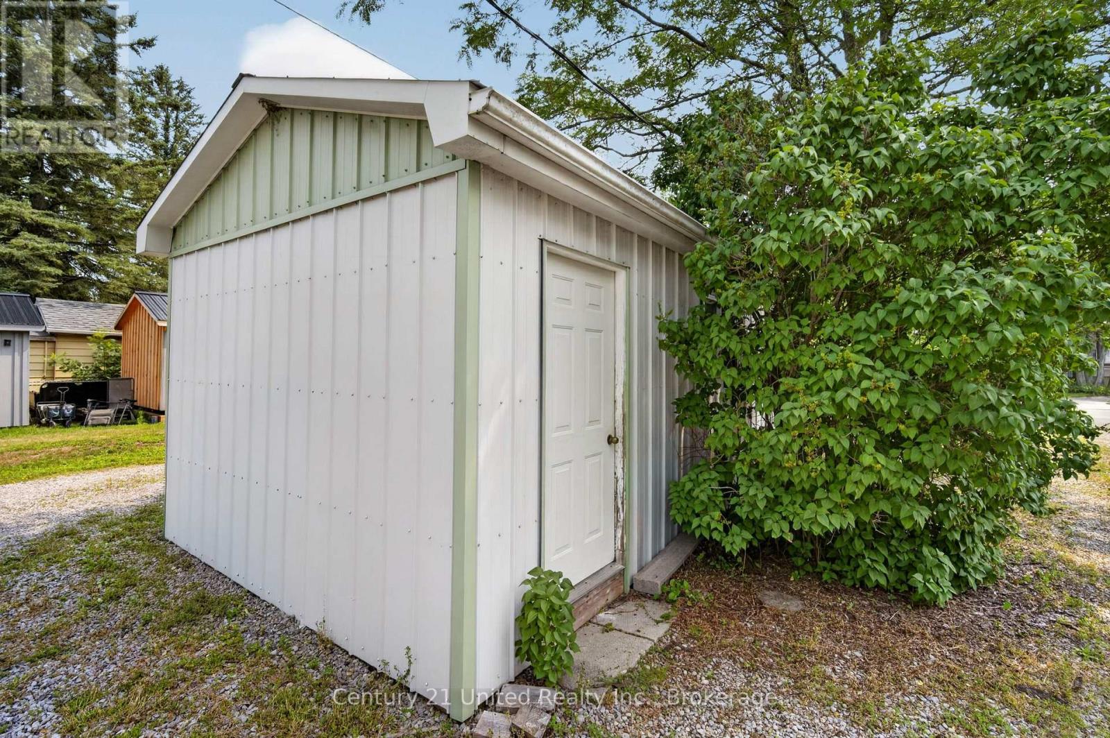 147 CEDAR DRIVE - 37