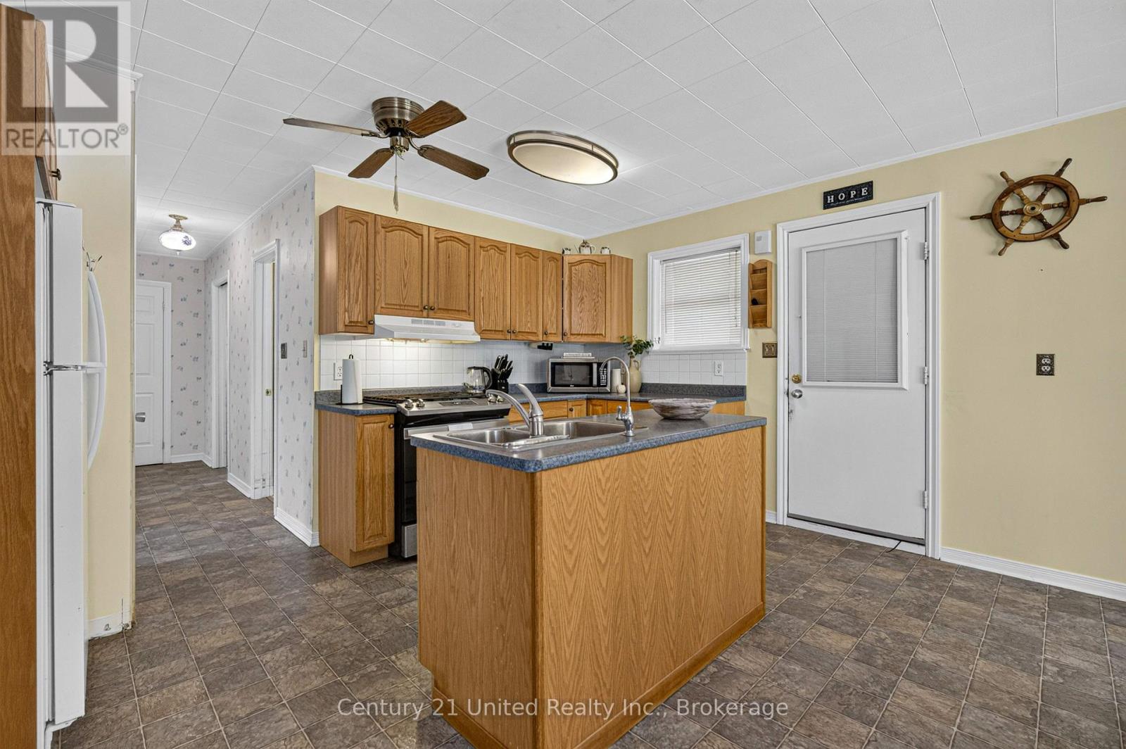 147 CEDAR DRIVE - 9