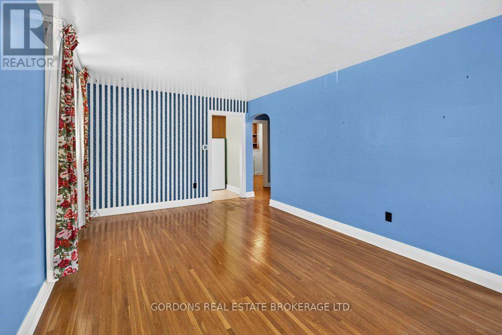 132 JOSEPH STREET - 16