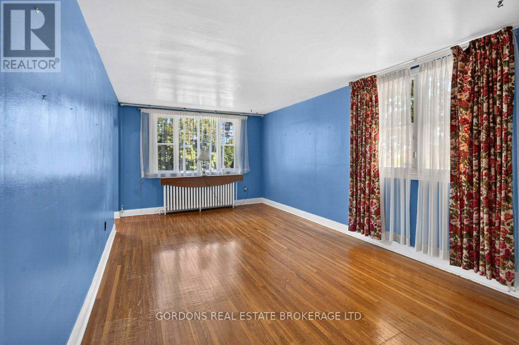 132 JOSEPH STREET - 18