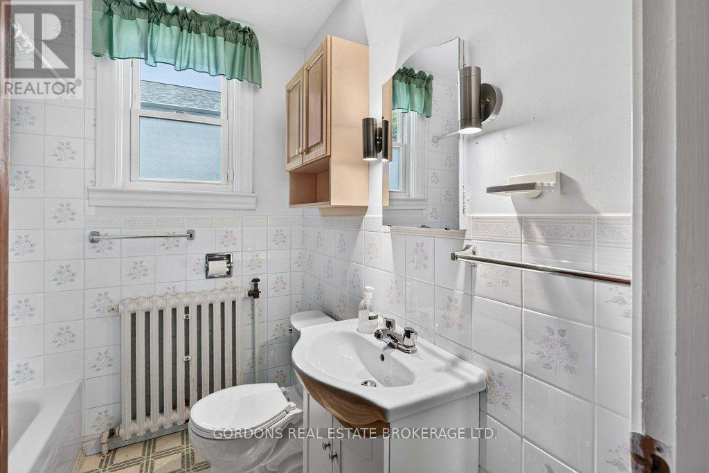 132 JOSEPH STREET - 21